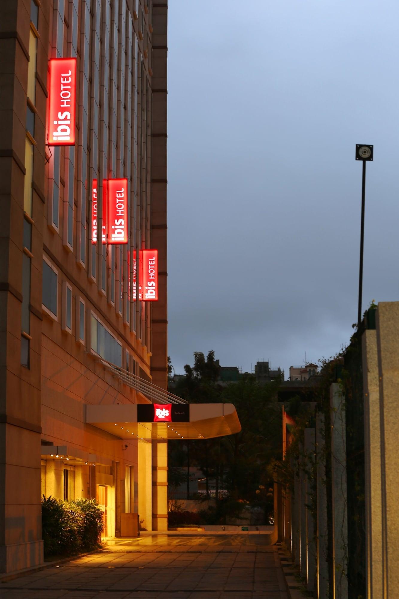 Ibis Bengaluru Outer Ring Road Hotel Exterior photo