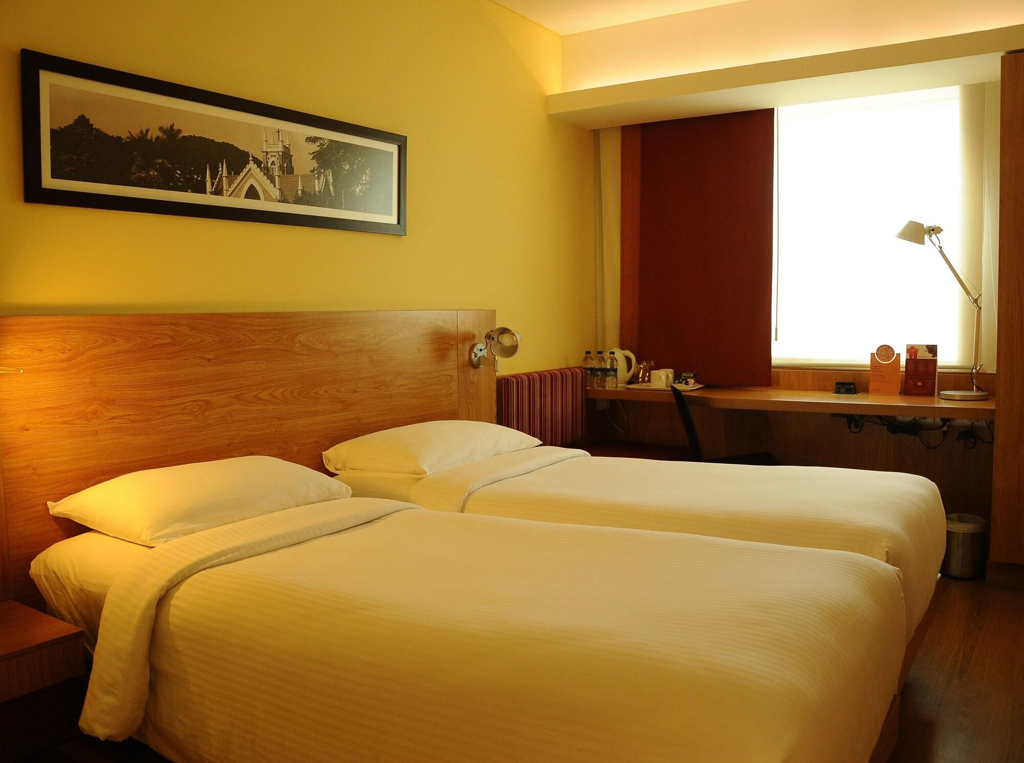 Ibis Bengaluru Outer Ring Road Hotel Exterior photo