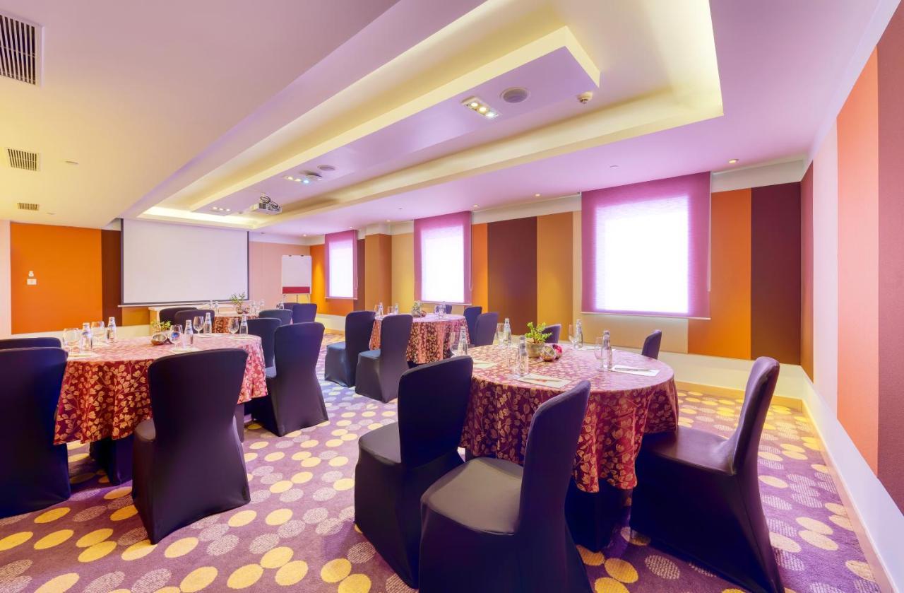 Ibis Bengaluru Outer Ring Road Hotel Exterior photo